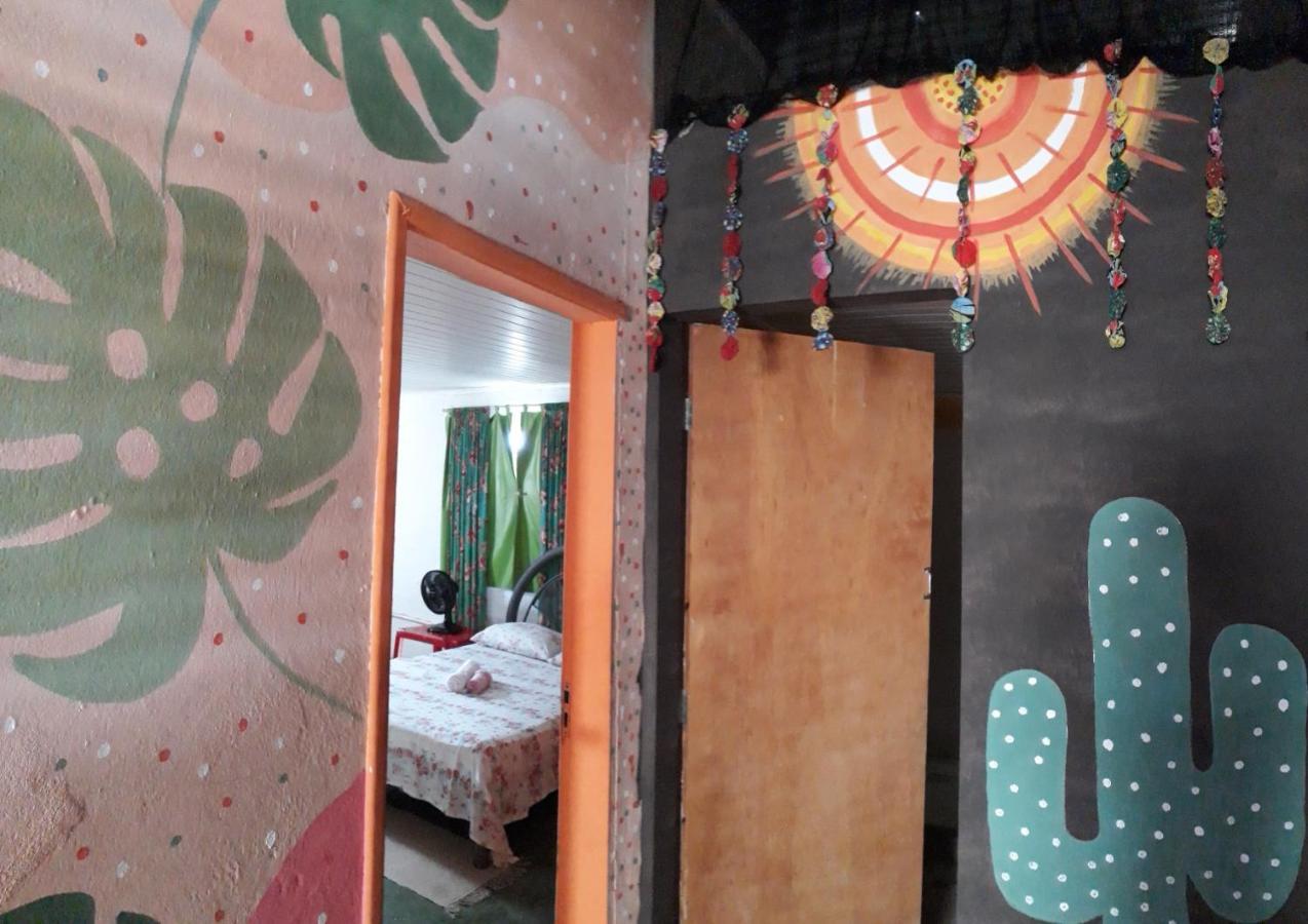 Perto Do Aeroporto De Salvador - Dona Pitanga Hostel Lauro de Freitas Dış mekan fotoğraf
