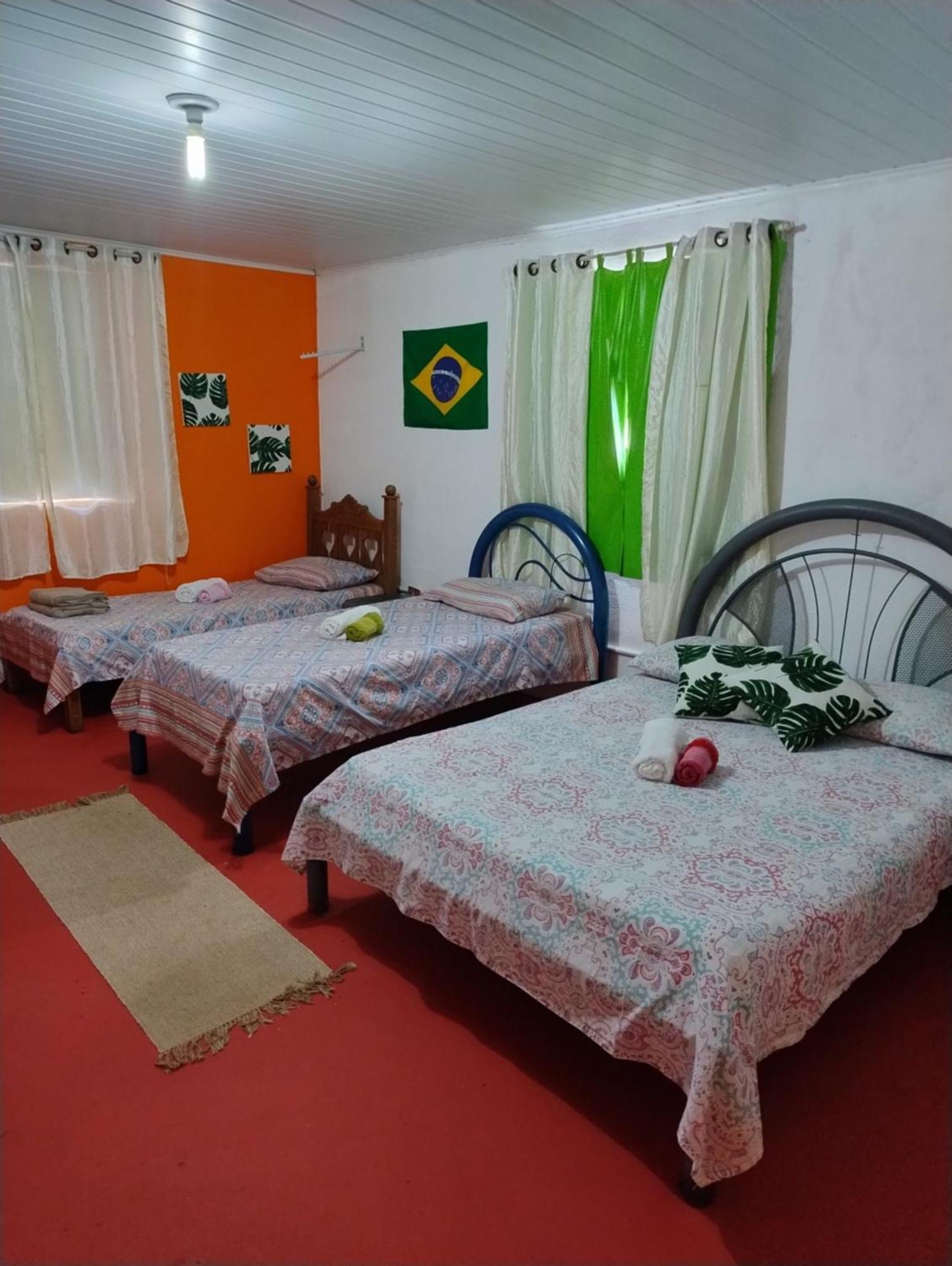 Perto Do Aeroporto De Salvador - Dona Pitanga Hostel Lauro de Freitas Dış mekan fotoğraf